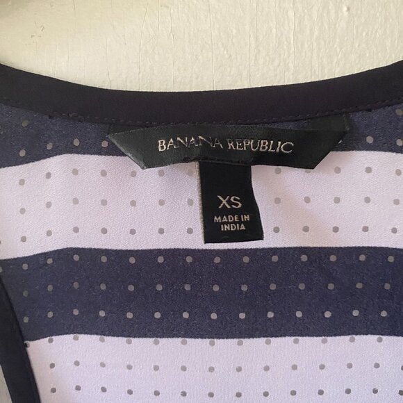 Banana Republic Tank Top Women's XS Striped Perforated Preppy Nautical - Picture 3 of 7